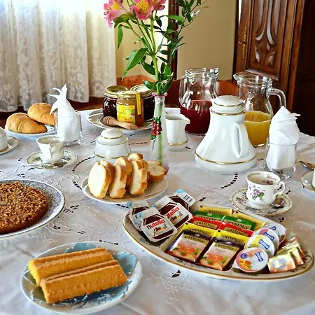 Contrada Dei Giardini Bed & Breakfast 4*