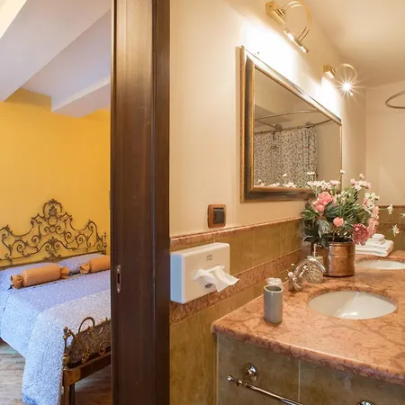 Bed & Breakfast Contrada Dei Giardini 4*