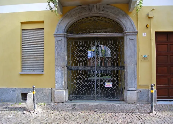 Oda ve Kahvaltı Contrada Dei Giardini Cuneo